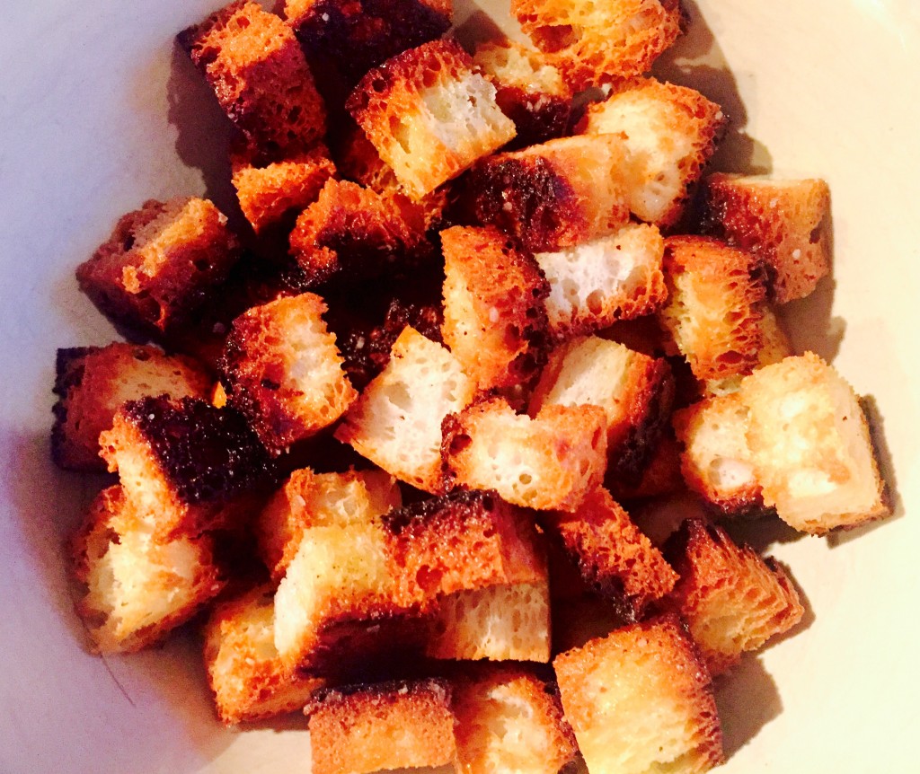 Oven-baked croutons ready to accommodate the tasty deconstructed soup