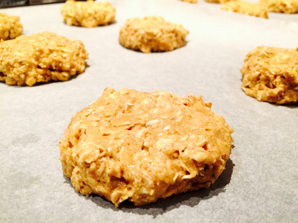 Flatten the dropped cookie dough just a little bit to help it along ... but not too much, let the soda do its work