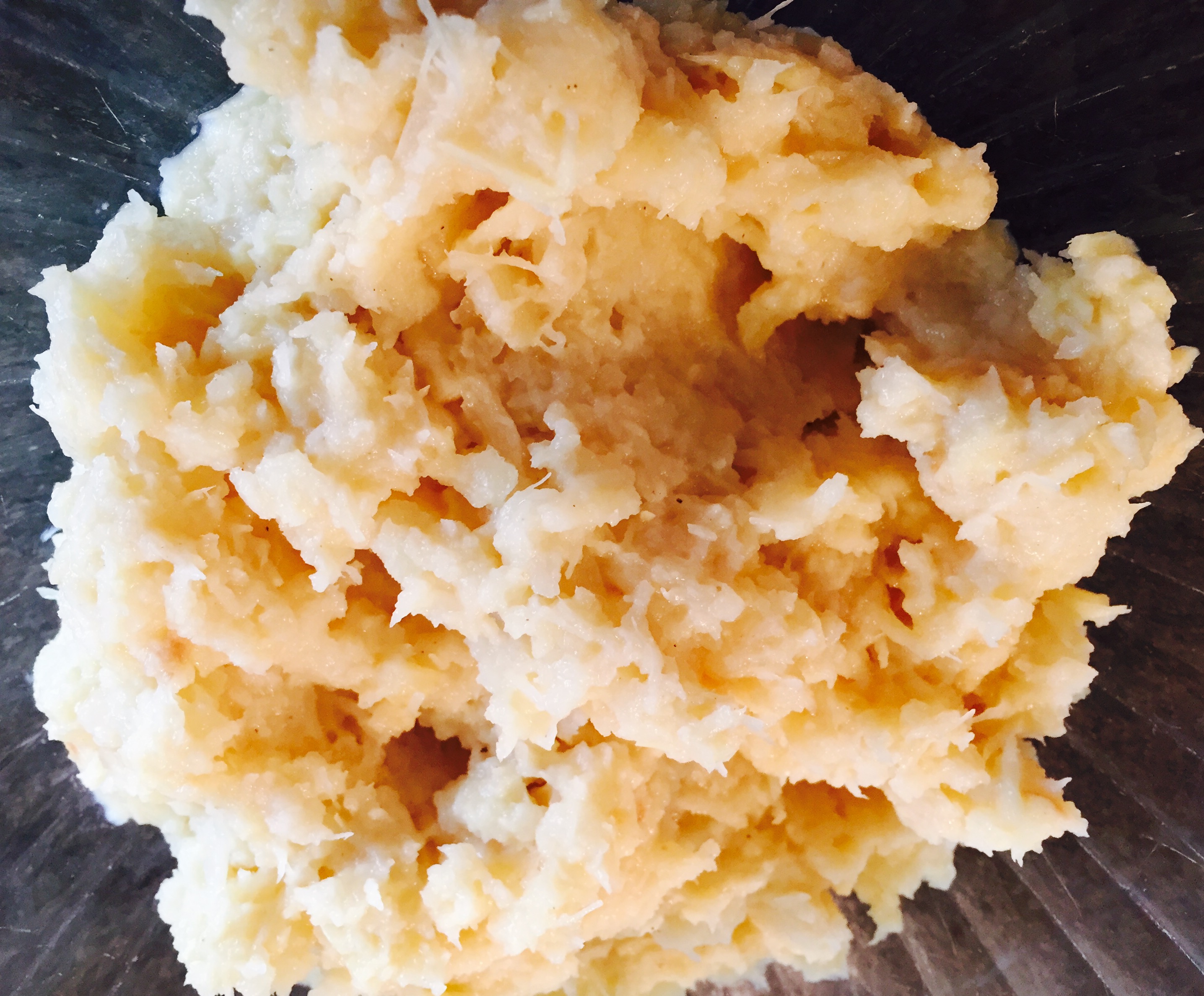 Delicious steamy buttered mashed parsnips