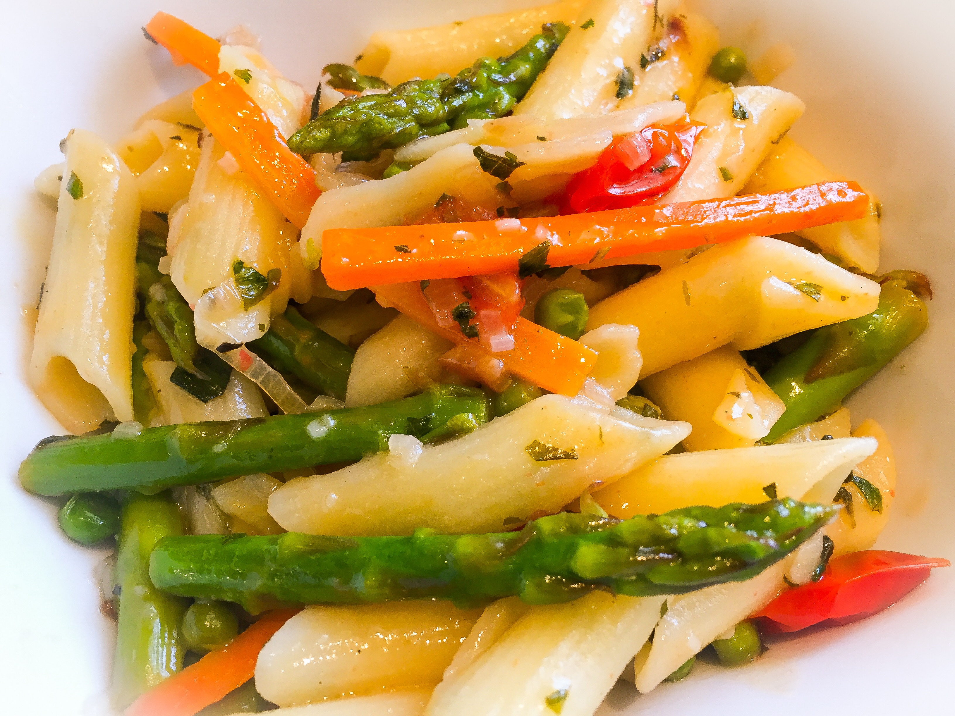 Delicious Pasta Primavera Recipe With Spring Vegetables – The Best ...